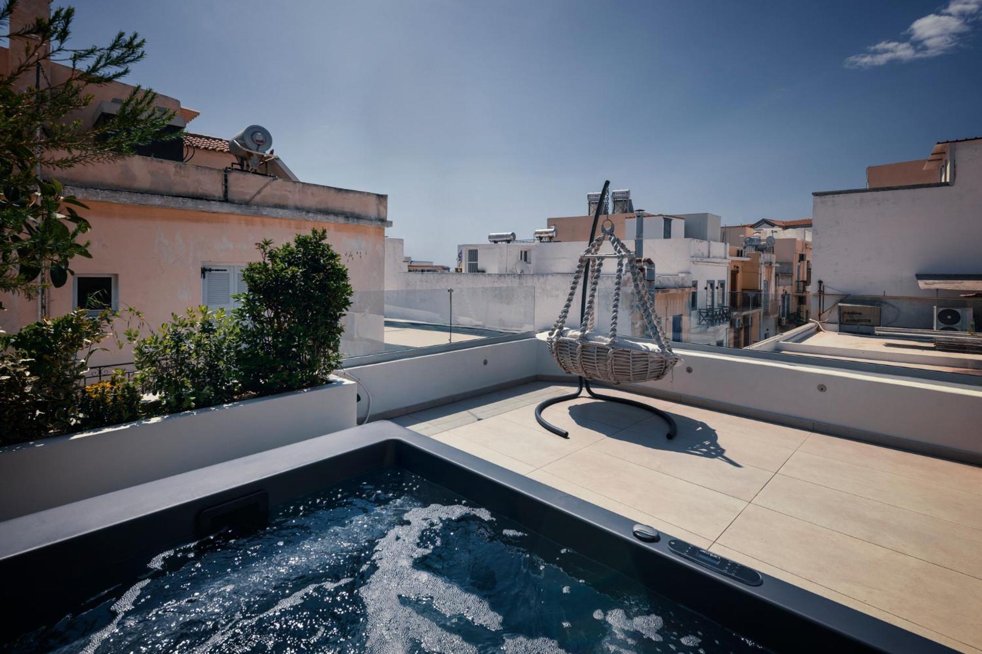 Ninemian Suites Syros エルムポリ エクステリア 写真